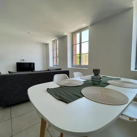 Littre Апартаменти