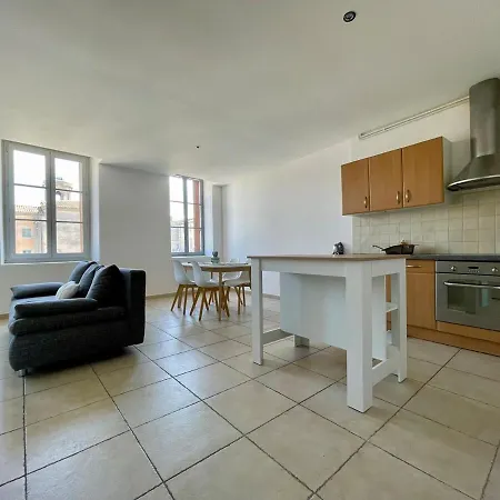 Littre Apartment