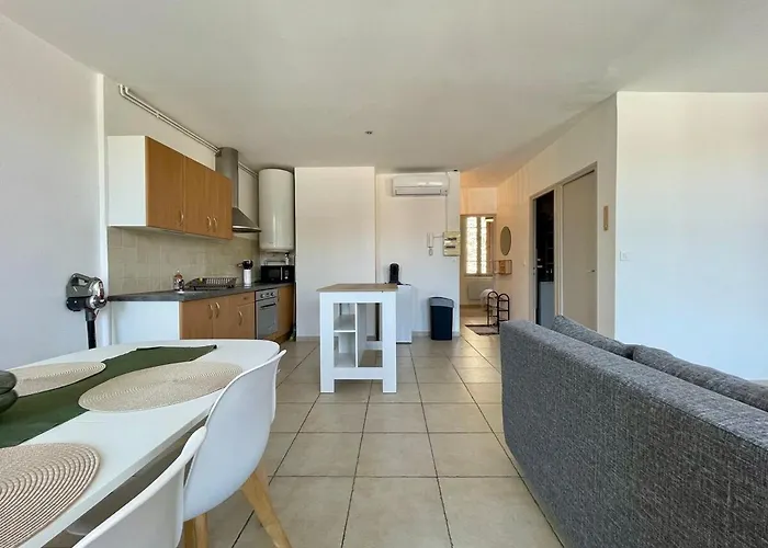 Littre Διαμέρισμα